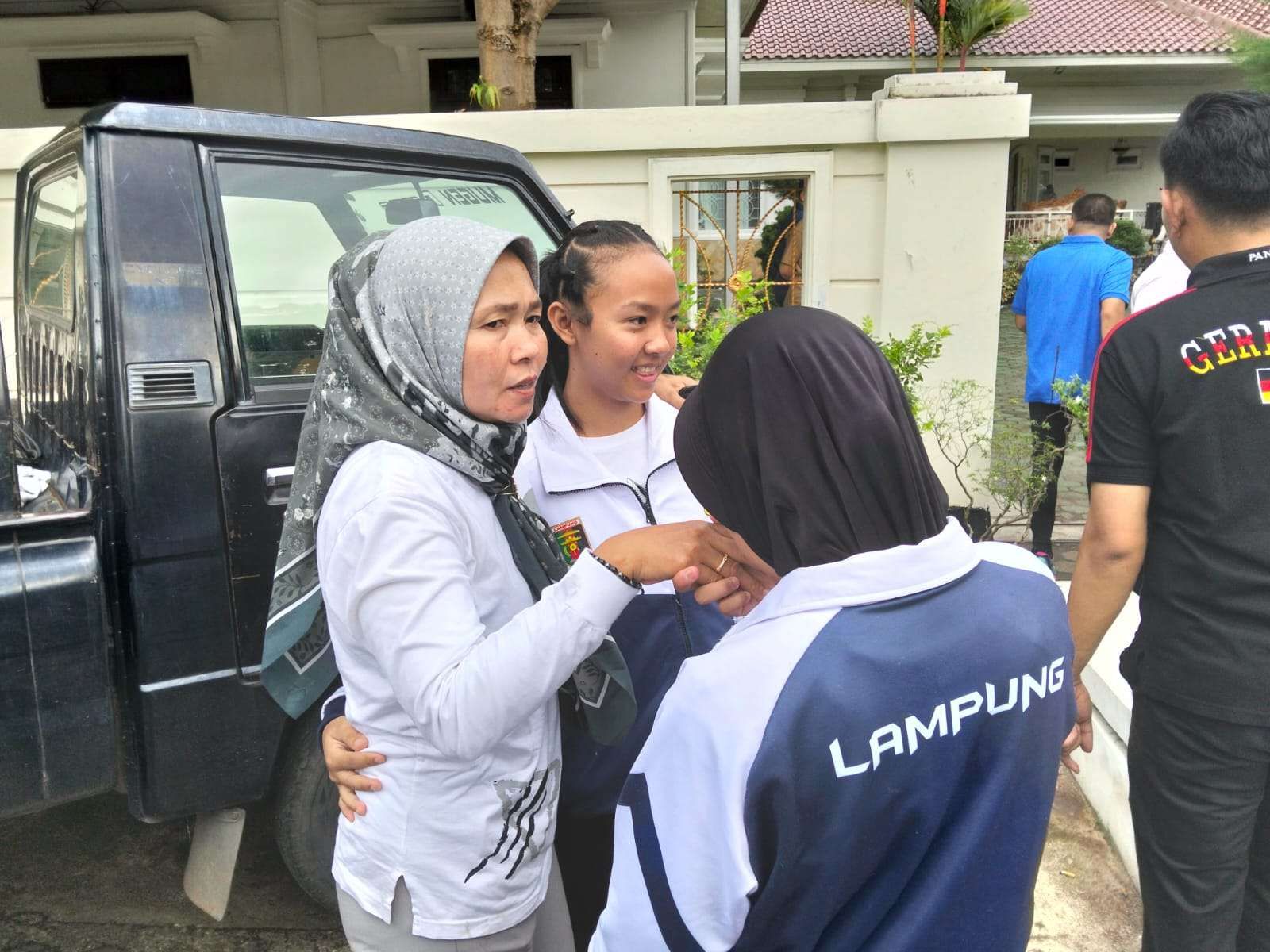 Orang Tua Dukung Atlet Karate Lampung Raih Prestasi